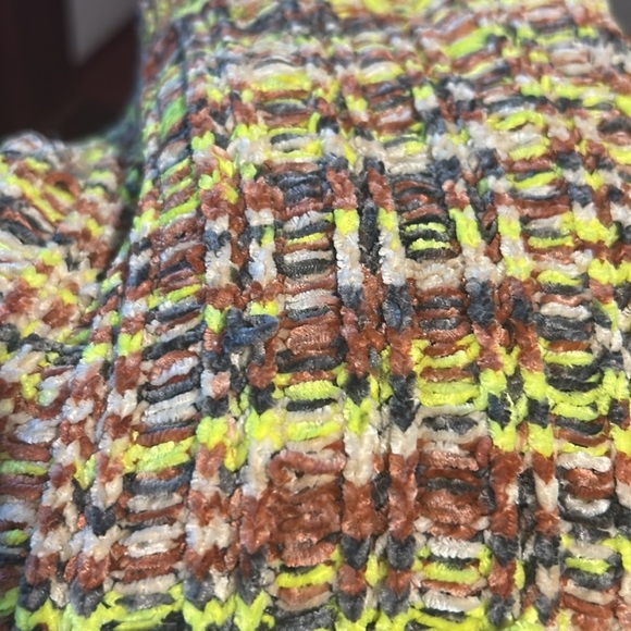 Silence Noise Slouchy Chenille Cropped Sweater Medium - Picture 6 of 6